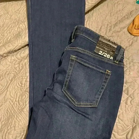 ‎Gap - Picture 1 of 3